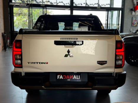 MITSUBISHI L 200 Triton , Foto 11