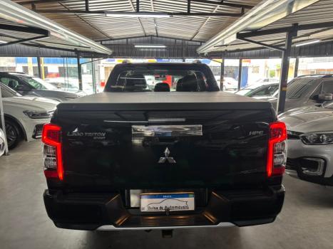 MITSUBISHI L 200 Triton 2.4 16V SPORT HPE 4X4 CABINE DUPLA TURBO DIESEL AUTOMTICO, Foto 4