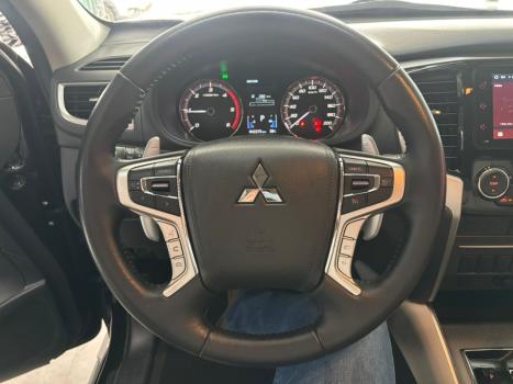 MITSUBISHI L 200 Triton 2.4 16V SPORT HPE 4X4 CABINE DUPLA TURBO DIESEL AUTOMTICO, Foto 11