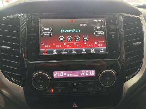 MITSUBISHI L 200 Triton 2.4 16V SPORT HPE 4X4 CABINE DUPLA TURBO DIESEL AUTOMTICO, Foto 11