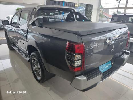 MITSUBISHI L 200 Triton 2.4 16V SPORT HPE 4X4 CABINE DUPLA TURBO DIESEL AUTOMTICO, Foto 6
