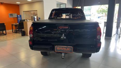 MITSUBISHI L 200 Triton 3.2 16V HPE 4X4 CABINE DUPLA TURBO DIESEL INTERCOOLER, Foto 4