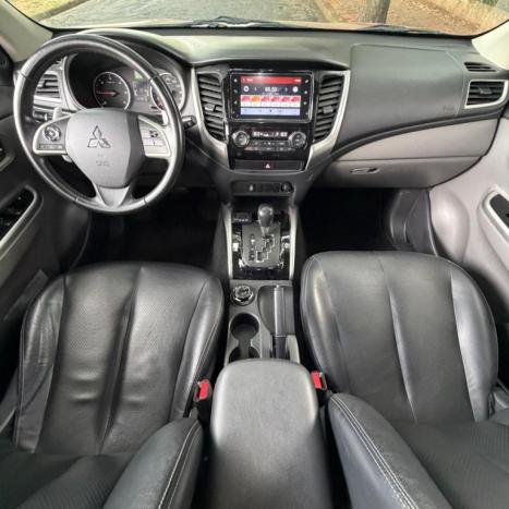 MITSUBISHI L 200 Triton 2.4 16V SPORT HPE-S 4X4 CABINE DUPLA TURBO DIESEL AUTOM�TICO, Foto 7