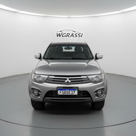 MITSUBISHI L 200 Triton 3.5 V6 HPE 4X4 FLEX CABINE DUPLA AUTOM�TICO, Foto 2