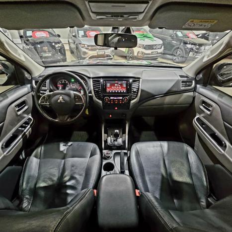 MITSUBISHI L 200 Triton 2.4 16V SPORT HPE 4X4 CABINE DUPLA TURBO DIESEL AUTOM�TICO, Foto 6