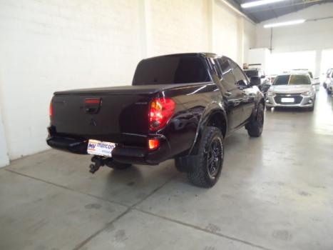 MITSUBISHI L 200 Triton 3.2 16V HPE 4X4 CABINE DUPLA TURBO DIESEL INTERCOOLER AUTOM�TICO, Foto 9