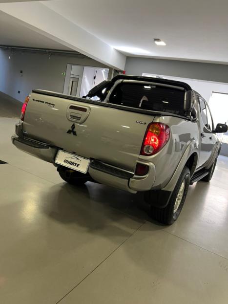 MITSUBISHI L 200 Triton 3.5 V6 HPE 4X4 FLEX CABINE DUPLA AUTOM�TICO, Foto 9