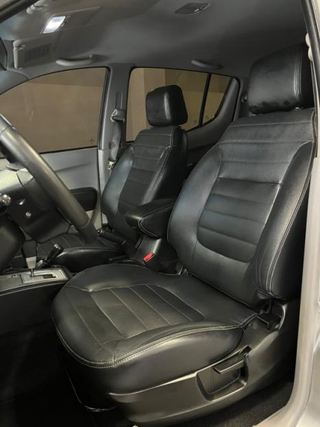 MITSUBISHI L 200 Triton 3.5 V6 HPE 4X4 FLEX CABINE DUPLA AUTOM�TICO, Foto 16