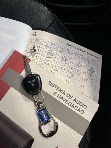 MITSUBISHI L 200 Triton 3.5 V6 HPE 4X4 FLEX CABINE DUPLA AUTOM�TICO, Foto 20