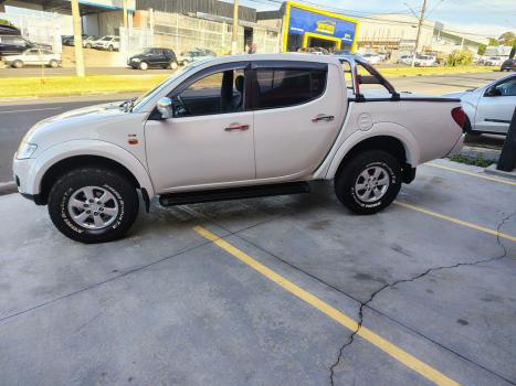 MITSUBISHI L 200 Triton 3.5 V6 HPE 4X4 FLEX CABINE DUPLA AUTOM�TICO, Foto 5
