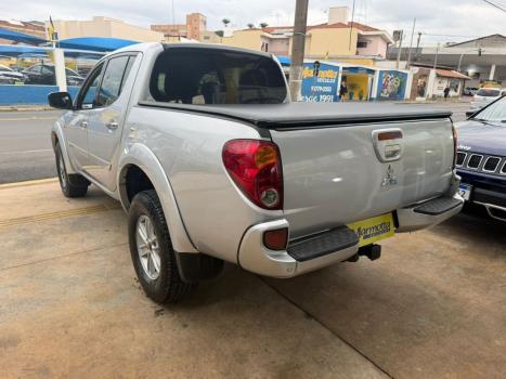 MITSUBISHI L 200 Triton 3.2 16V HPE 4X4 CABINE DUPLA TURBO DIESEL INTERCOOLER AUTOM�TICO, Foto 4