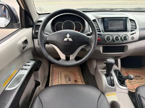 MITSUBISHI L 200 Triton 3.2 16V HPE 4X4 CABINE DUPLA TURBO DIESEL INTERCOOLER AUTOM�TICO, Foto 9