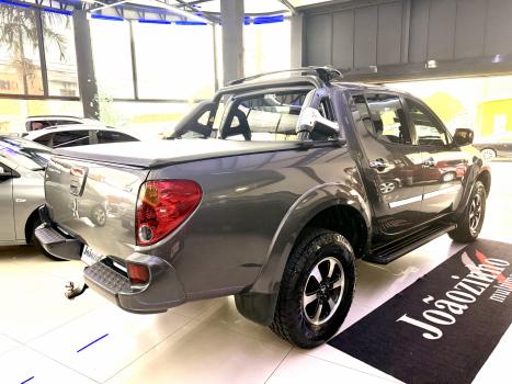 MITSUBISHI L 200 Triton 3.2 16V HPE 4X4 CABINE DUPLA TURBO DIESEL INTERCOOLER, Foto 3