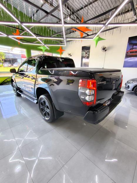 MITSUBISHI L 200 Triton , Foto 5