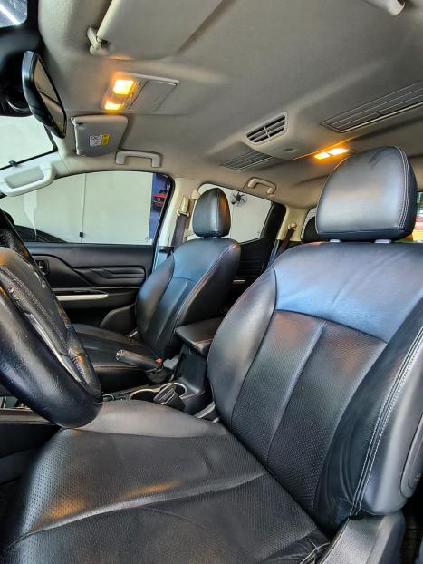 MITSUBISHI L 200 Triton , Foto 7