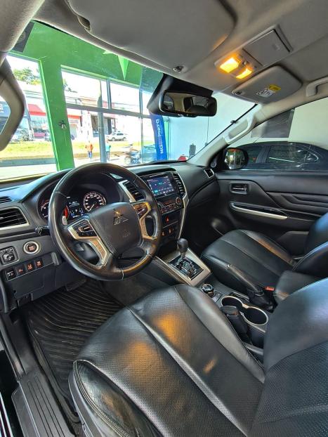 MITSUBISHI L 200 Triton , Foto 10