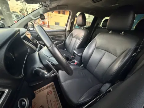 MITSUBISHI L 200 Triton 2.4 16V SPORT HPE-S 4X4 CABINE DUPLA TURBO DIESEL AUTOM�TICO, Foto 7