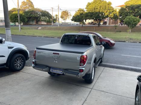 MITSUBISHI L 200 Triton 3.2 16V HPE 4X4 CABINE DUPLA TURBO DIESEL INTERCOOLER AUTOM�TICO, Foto 5