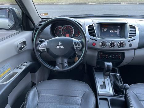 MITSUBISHI L 200 Triton 3.2 16V HPE 4X4 CABINE DUPLA TURBO DIESEL INTERCOOLER AUTOM�TICO, Foto 10