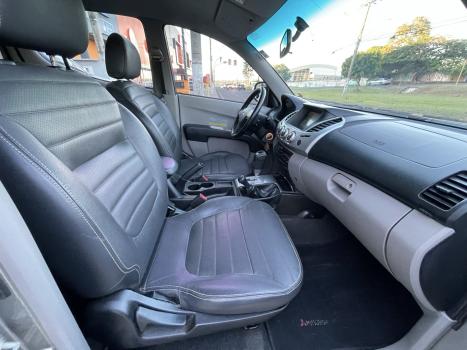 MITSUBISHI L 200 Triton 3.2 16V HPE 4X4 CABINE DUPLA TURBO DIESEL INTERCOOLER AUTOM�TICO, Foto 16