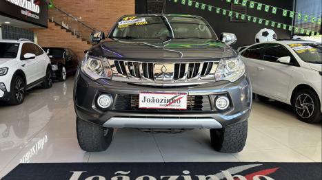 MITSUBISHI L 200 Triton 2.4 16V OUTDOOR HPE-S 4X4 CABINE DUPLA TURBO DIESEL AUTOM�TICO, Foto 3