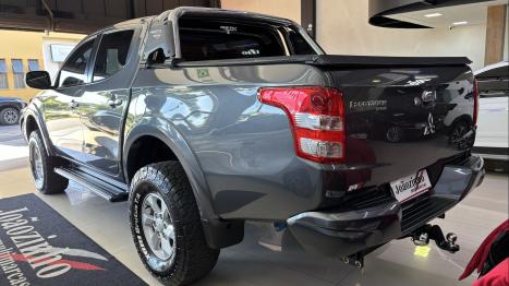 MITSUBISHI L 200 Triton 2.4 16V OUTDOOR HPE-S 4X4 CABINE DUPLA TURBO DIESEL AUTOM�TICO, Foto 5