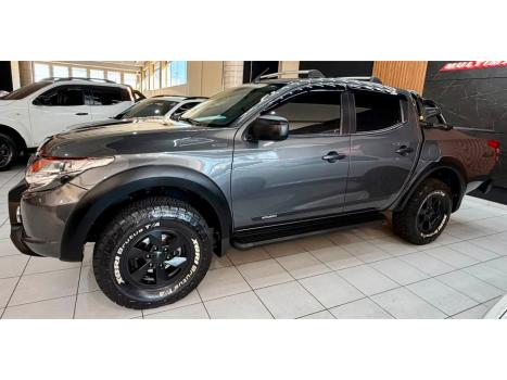MITSUBISHI L 200 Triton 2.4 16V OUTDOOR HPE-S 4X4 CABINE DUPLA TURBO DIESEL AUTOM�TICO, Foto 4