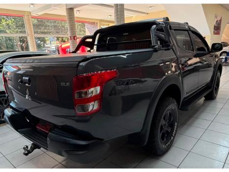 MITSUBISHI L 200 Triton 2.4 16V OUTDOOR HPE-S 4X4 CABINE DUPLA TURBO DIESEL AUTOM�TICO, Foto 6