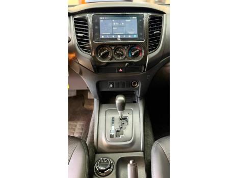 MITSUBISHI L 200 Triton 2.4 16V OUTDOOR HPE-S 4X4 CABINE DUPLA TURBO DIESEL AUTOM�TICO, Foto 12