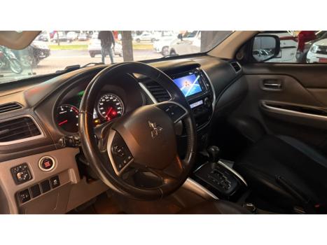 MITSUBISHI L 200 Triton 2.4 16V SPORT HPE TOP 4X4 CABINE DUPLA TURBO DIESEL AUTOM�TICO, Foto 11
