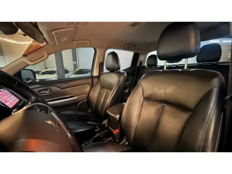 MITSUBISHI L 200 Triton 2.4 16V SPORT HPE TOP 4X4 CABINE DUPLA TURBO DIESEL AUTOM�TICO, Foto 12