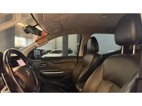 MITSUBISHI L 200 Triton 2.4 16V SPORT HPE TOP 4X4 CABINE DUPLA TURBO DIESEL AUTOM�TICO, Foto 14