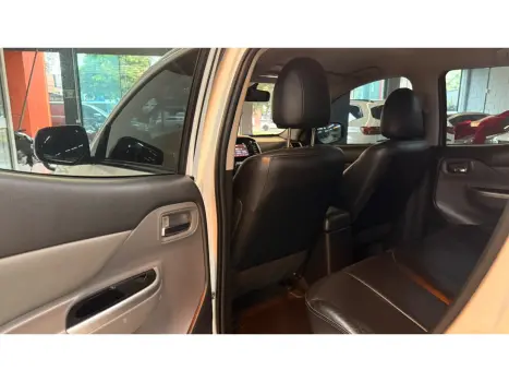 MITSUBISHI L 200 Triton 2.4 16V SPORT HPE TOP 4X4 CABINE DUPLA TURBO DIESEL AUTOM�TICO, Foto 18