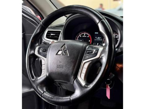 MITSUBISHI L 200 Triton 2.4 16V SPORT HPE 4X4 CABINE DUPLA TURBO DIESEL AUTOMÁTICO, Foto 13