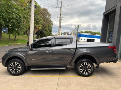 MITSUBISHI L 200 Triton 2.4 16V SPORT HPE TOP 4X4 CABINE DUPLA TURBO DIESEL AUTOMÁTICO, Foto 2