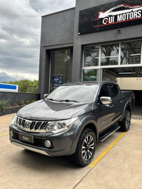MITSUBISHI L 200 Triton 2.4 16V SPORT HPE TOP 4X4 CABINE DUPLA TURBO DIESEL AUTOMÁTICO, Foto 3