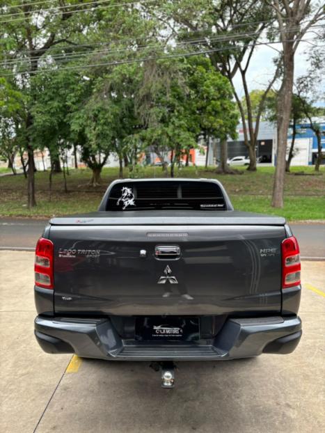 MITSUBISHI L 200 Triton 2.4 16V SPORT HPE TOP 4X4 CABINE DUPLA TURBO DIESEL AUTOMÁTICO, Foto 8