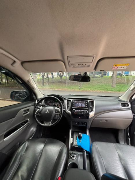 MITSUBISHI L 200 Triton 2.4 16V SPORT HPE TOP 4X4 CABINE DUPLA TURBO DIESEL AUTOMÁTICO, Foto 12
