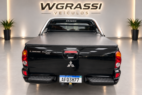 MITSUBISHI L 200 Triton 3.5 V6 HPE 4X4 FLEX CABINE DUPLA AUTOMÁTICO, Foto 6