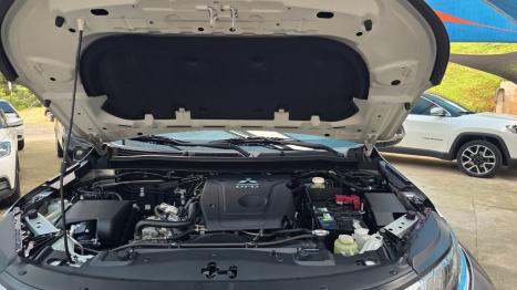 MITSUBISHI L 200 Triton 2.4 16V SPORT HPE-S 4X4 CABINE DUPLA TURBO DIESEL AUTOMÁTICO, Foto 12