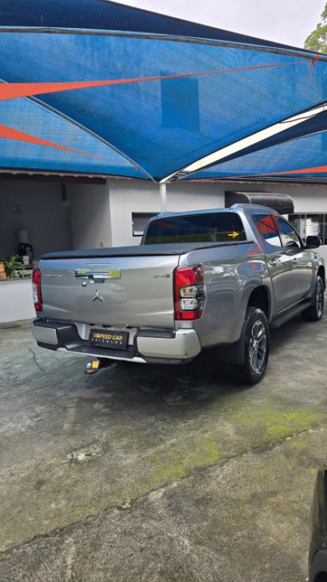 MITSUBISHI L 200 Triton 2.4 16V SPORT HPE-S 4X4 CABINE DUPLA TURBO DIESEL AUTOMÁTICO, Foto 17