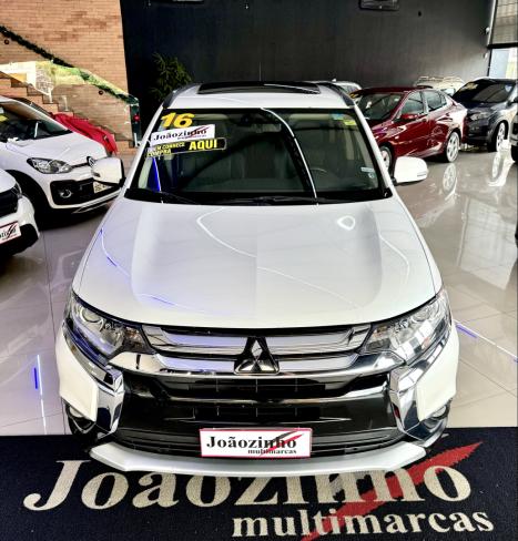 MITSUBISHI Outlander 2.0 16V 4P AUTOM�TICO, Foto 3