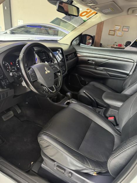 MITSUBISHI Outlander 2.0 16V 4P AUTOM�TICO, Foto 8