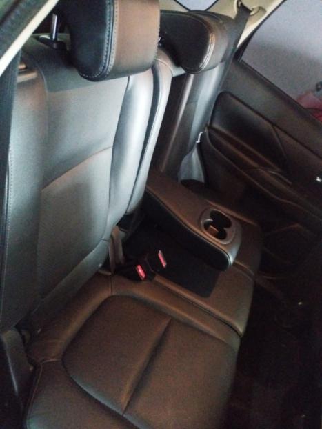 MITSUBISHI Outlander 2.2 16V 4P 4X4 HPE-S AWD DIESEL AUTOM�TICO, Foto 16