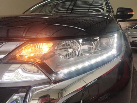 MITSUBISHI Outlander 2.2 16V 4P 4X4 HPE-S AWD DIESEL AUTOM�TICO, Foto 20