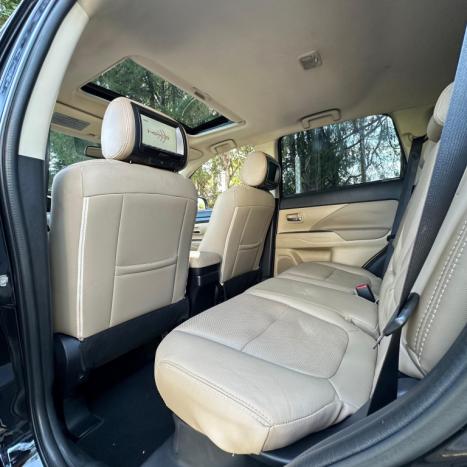 MITSUBISHI Outlander 2.2 16V 4P 4X4 HPE-S AWD DIESEL AUTOM�TICO, Foto 11