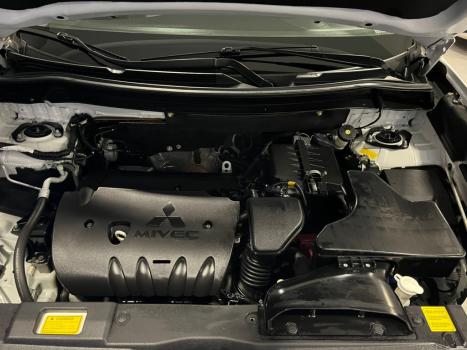 MITSUBISHI Outlander 2.0 16V 4P AUTOM�TICO, Foto 10