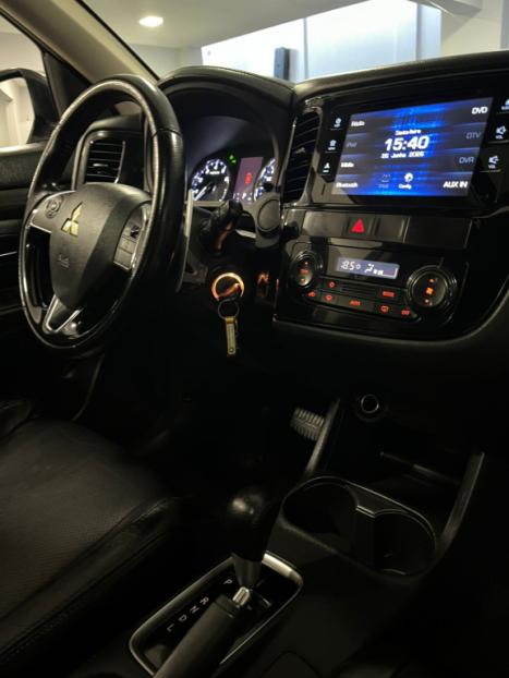 MITSUBISHI Outlander 2.0 16V 4P AUTOM�TICO, Foto 14