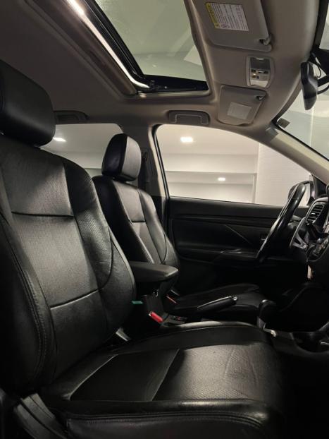 MITSUBISHI Outlander 2.0 16V 4P AUTOM�TICO, Foto 17