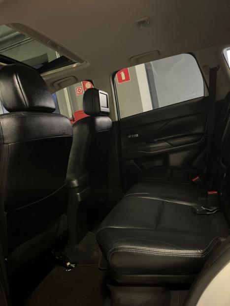 MITSUBISHI Outlander 2.0 16V 4P AUTOM�TICO, Foto 18